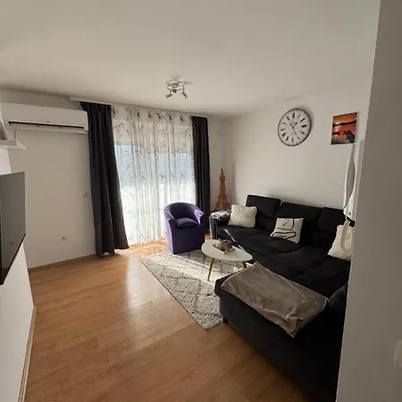 Apartment Maris