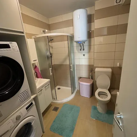 Maris Apartment