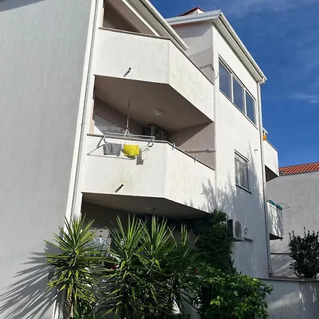Maris Apartamento Biograd Na Moru